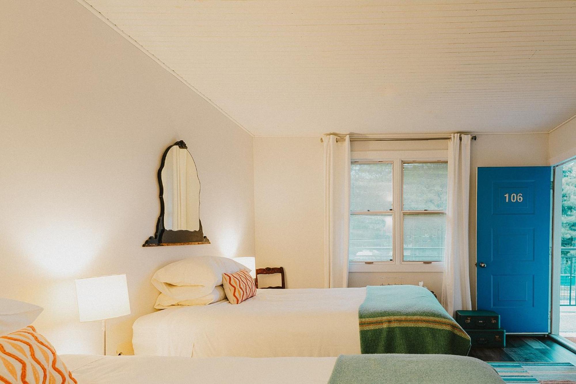 The Kent Motel Niagara-on-the-Lake Exteriör bild